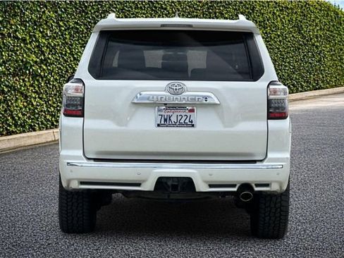 Used 2016 Toyota 4Runner Limited AWD/4WD image 5