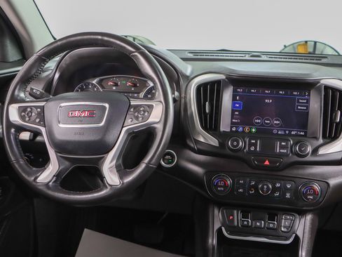 Used 2020 GMC Terrain SLT w/ Preferred Package image 17