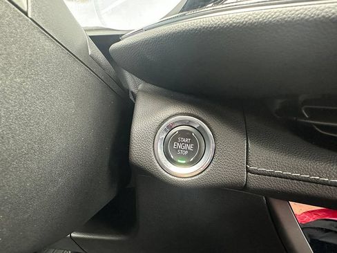 Used 2023 Buick Envision Essence w/ Sport Touring Package AWD/4WD image 40