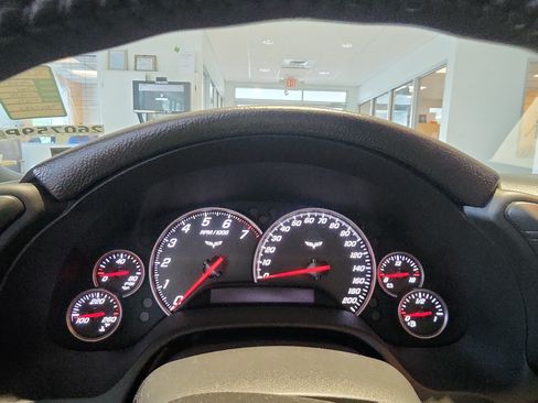 Used 2009 Chevrolet Corvette Convertible w/ Preferred Equipment Group RWD image 13