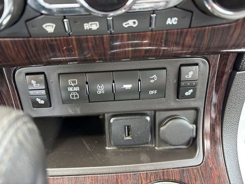 Used 2017 Chevrolet Traverse LT AWD/4WD image 28