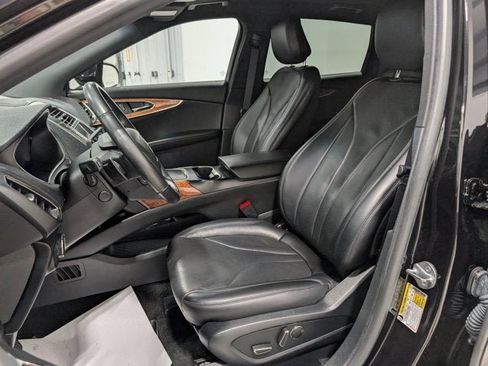 Used 2020 Lincoln Nautilus Reserve w/ Equipment Group 201A image 14