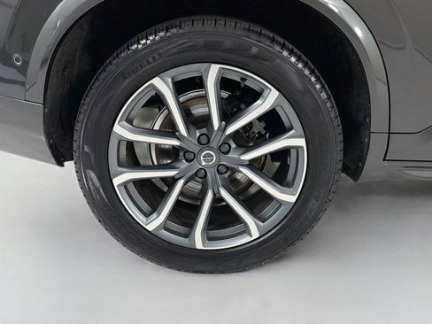 Used 2018 Volvo XC90 T6 Momentum w/ Convenience Package AWD/4WD image 35