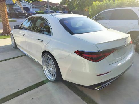 Used 2021 Mercedes-Benz S 580 4MATIC Sedan image 4