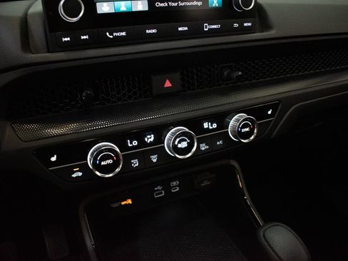 Used 2024 Honda CR-V EX image 16