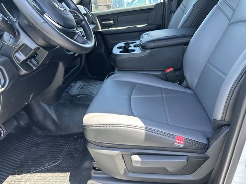 New 2025 RAM 4500 Tradesman image 18