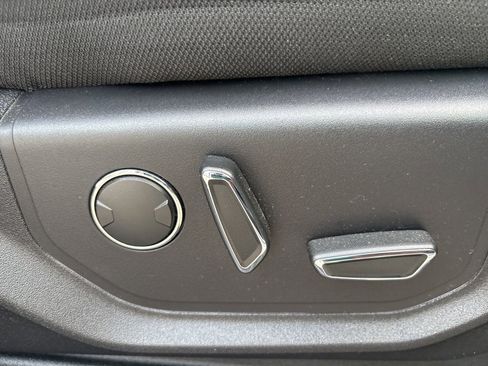 Used 2015 Ford F150 XLT w/ Equipment Group 302A Luxury image 35