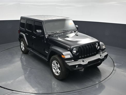 Used 2021 Jeep Wrangler Unlimited Sport AWD/4WD image 35