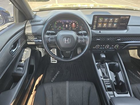Used 2023 Honda Accord Sport image 13