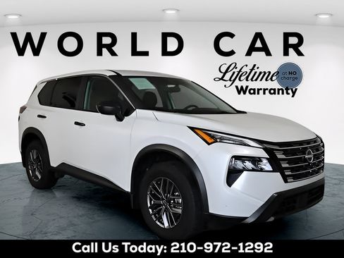 Used 2025 Nissan Rogue S FWD image 1