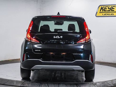 Used 2023 Kia Soul LX image 4