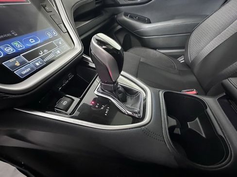 Used 2024 Subaru Outback Premium image 27