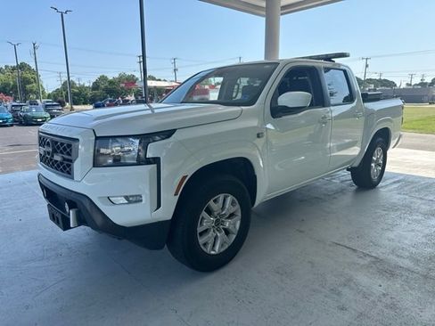 Used 2023 Nissan Frontier SV w/ SV Convenience Package AWD/4WD image 7