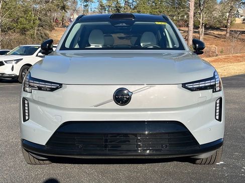 New 2025 Volvo EX90 Ultra image 10
