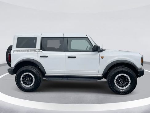 New 2025 Ford Bronco Badlands w/ Sasquatch Package image 3