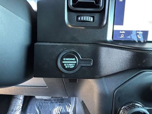 Used 2021 Ford Bronco First Edition AWD/4WD image 28