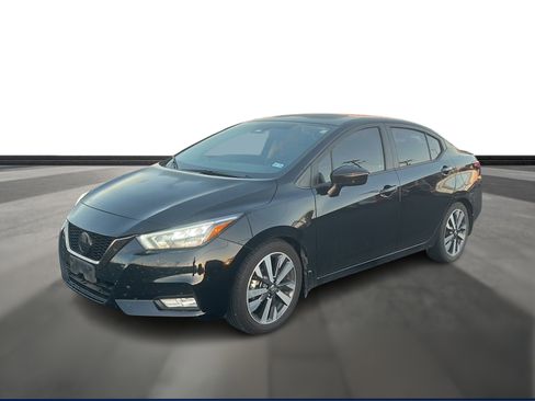 Used 2020 Nissan Versa SR image 1