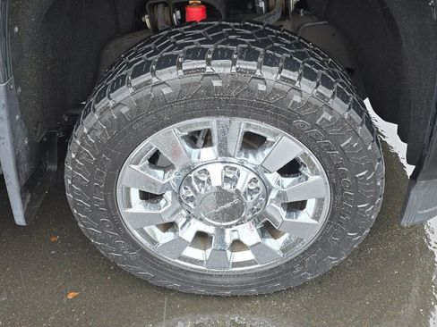 Used 2015 GMC Sierra 2500 Denali w/ Duramax Plus Package AWD/4WD image 47