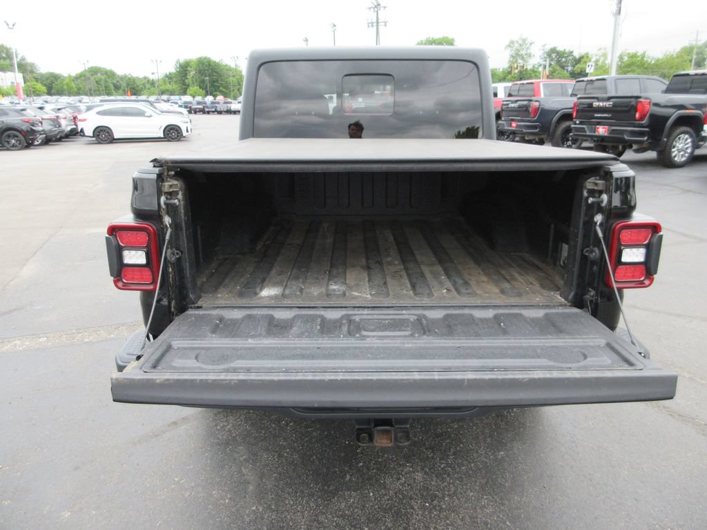 Used 2020 Jeep Gladiator Overland AWD/4WD image 10