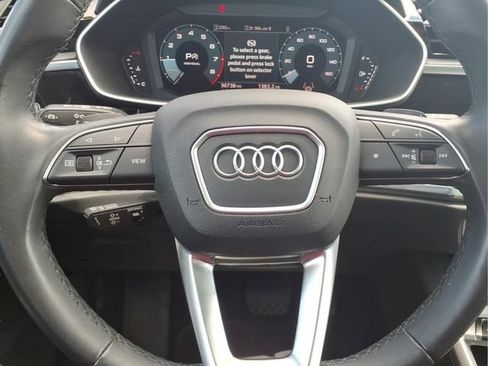 Used 2024 Audi Q3 2.0T Premium AWD/4WD image 12
