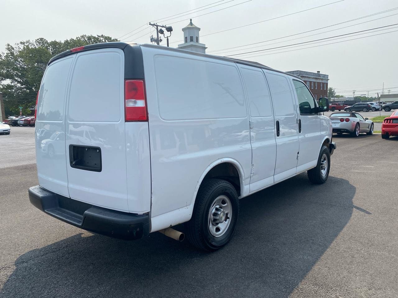 Used 2020 Chevrolet Express 2500 w/ Driver Convenience Package RWD image 10