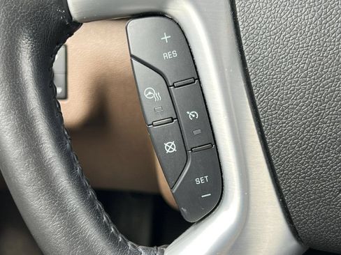 Used 2017 GMC Acadia Limited SLT AWD/4WD image 22