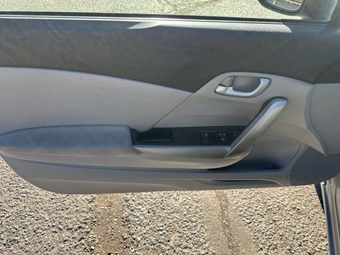 Used 2012 Honda Civic LX image 19