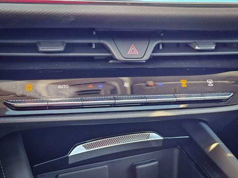 New 2026 Buick Envision Preferred image 27