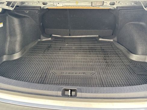 Used 2022 Toyota Corolla LE image 11