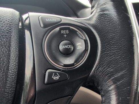 Used 2017 Honda Pilot Touring image 18