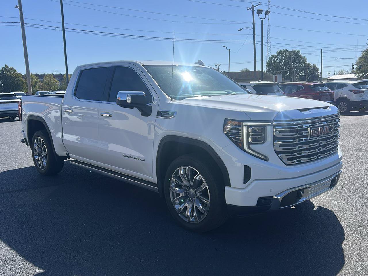Used 2024 GMC Sierra 1500 Denali w/ Denali Reserve Package AWD/4WD image 3