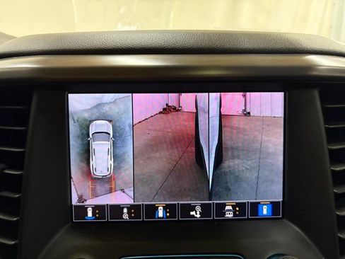 Used 2022 GMC Acadia AT4 w/ GMC Pro Grade Package AWD/4WD image 92