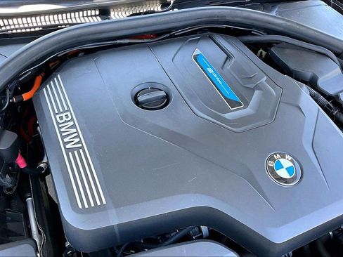 Used 2024 BMW 330e RWD image 31