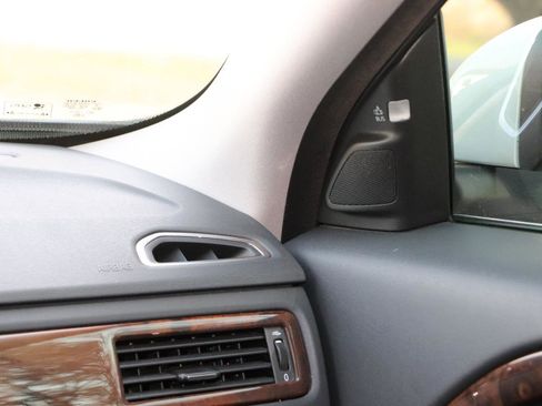 Used 2012 Volvo XC70 T6 image 30