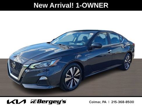 Used 2022 Nissan Altima 2.5 SV FWD image 1