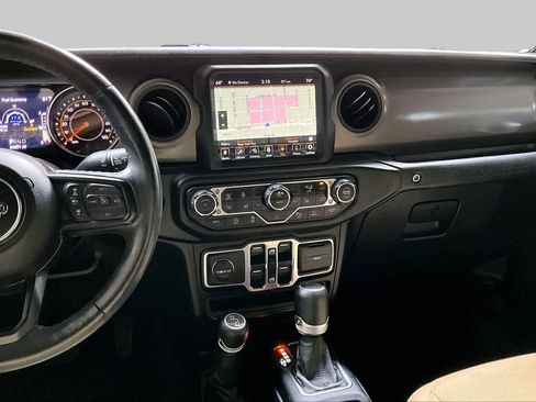 Used 2023 Jeep Wrangler Unlimited Sport AWD/4WD image 6