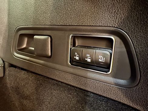 New 2026 Mercedes-Benz GLS 63 AMG 4MATIC image 34