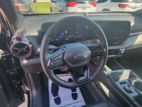 Certified 2025 Chevrolet Equinox RS w/ Safety and Technology Package AWD/4WD image 14