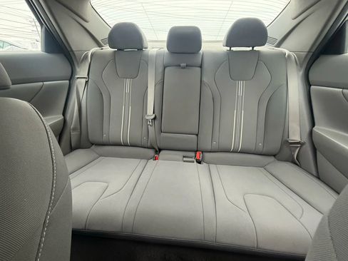 Used 2022 Hyundai Elantra SEL w/ Convenience + Premium Package image 38