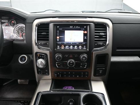Used 2014 RAM 1500 Laramie w/ Convenience Group AWD/4WD image 13