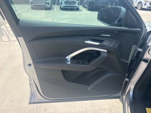 New 2025 Audi Q5 Premium AWD/4WD image 10