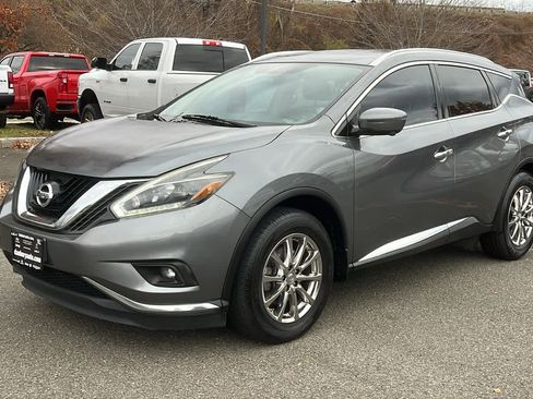 Used 2018 Nissan Murano SL w/ Moonroof Package image 3