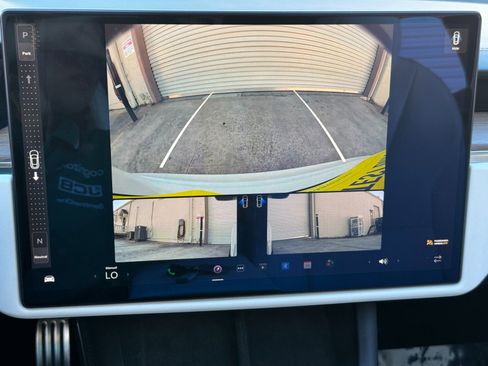 Used 2021 Tesla Model S Long Range AWD/4WD image 32
