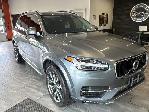 Used 2017 Volvo XC90 T6 Momentum w/ Vision Package AWD/4WD image 2