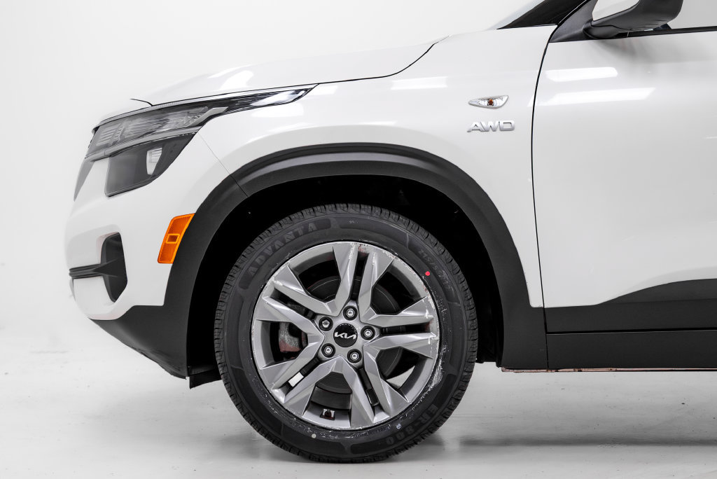 Used 2022 Kia Seltos LX AWD/4WD image 26