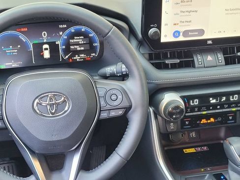 Used 2023 Toyota RAV4 Limited AWD/4WD image 17