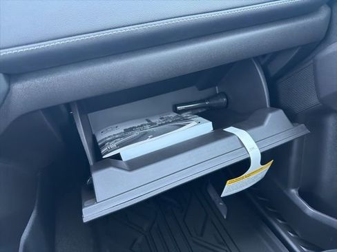 New 2026 Chevrolet Colorado LT w/ LT Convenience Package AWD/4WD image 35