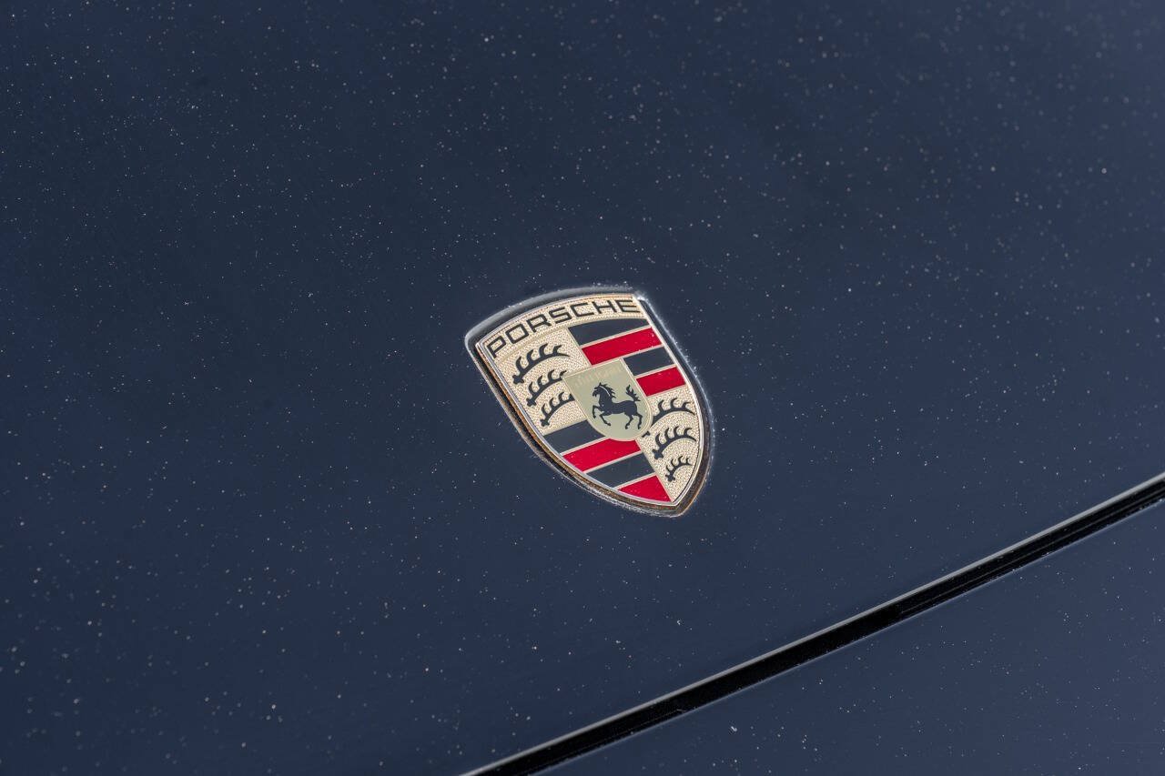 Used 2018 Porsche Panamera 4S AWD/4WD image 8