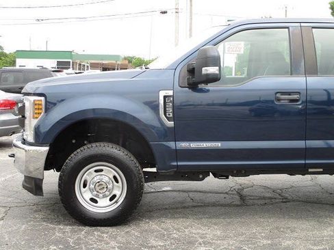 Used 2019 Ford F250 XL w/ Power Equipment Group AWD/4WD image 4