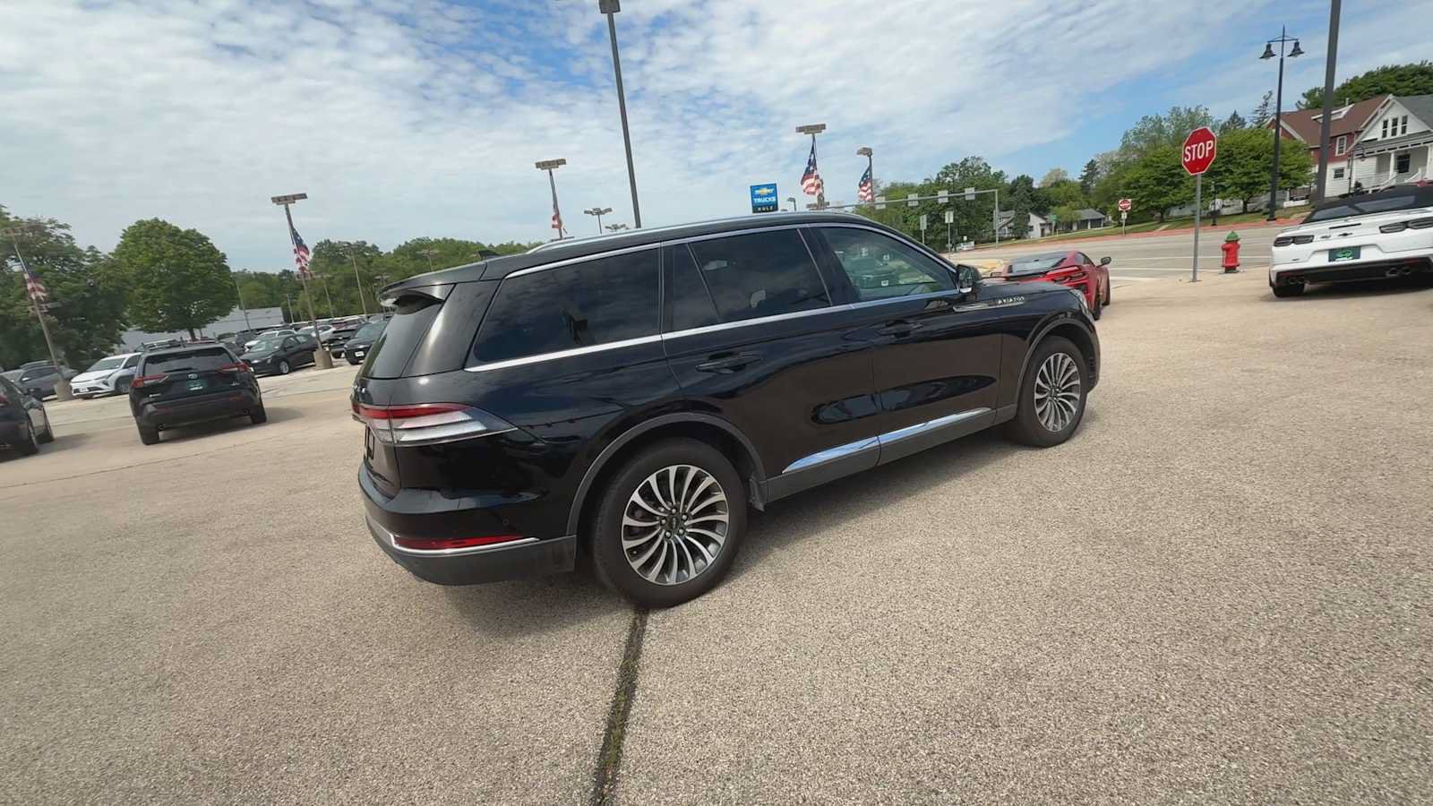 Used 2024 Lincoln Aviator Reserve AWD/4WD image 8